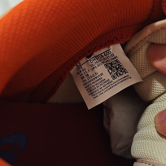 NIKE Dunk High Up 'Cinnabar' - Picture 9 of 9